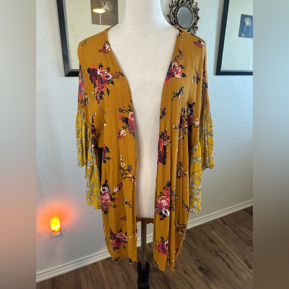 Umgee Mustard Yellow Bohemian Kimono ✨🌻✨
